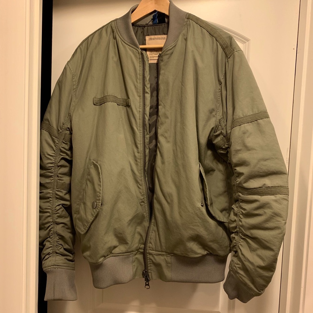 Green H&M men’s bomber size medium